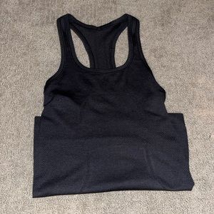 black lululemon racer back